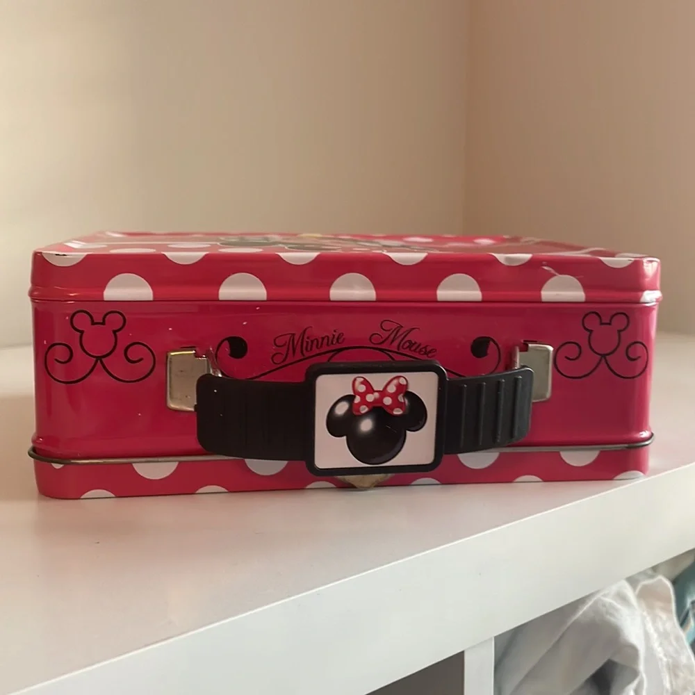 Disney Minnie Mouse The Tin Box Co Metal Lunchbox